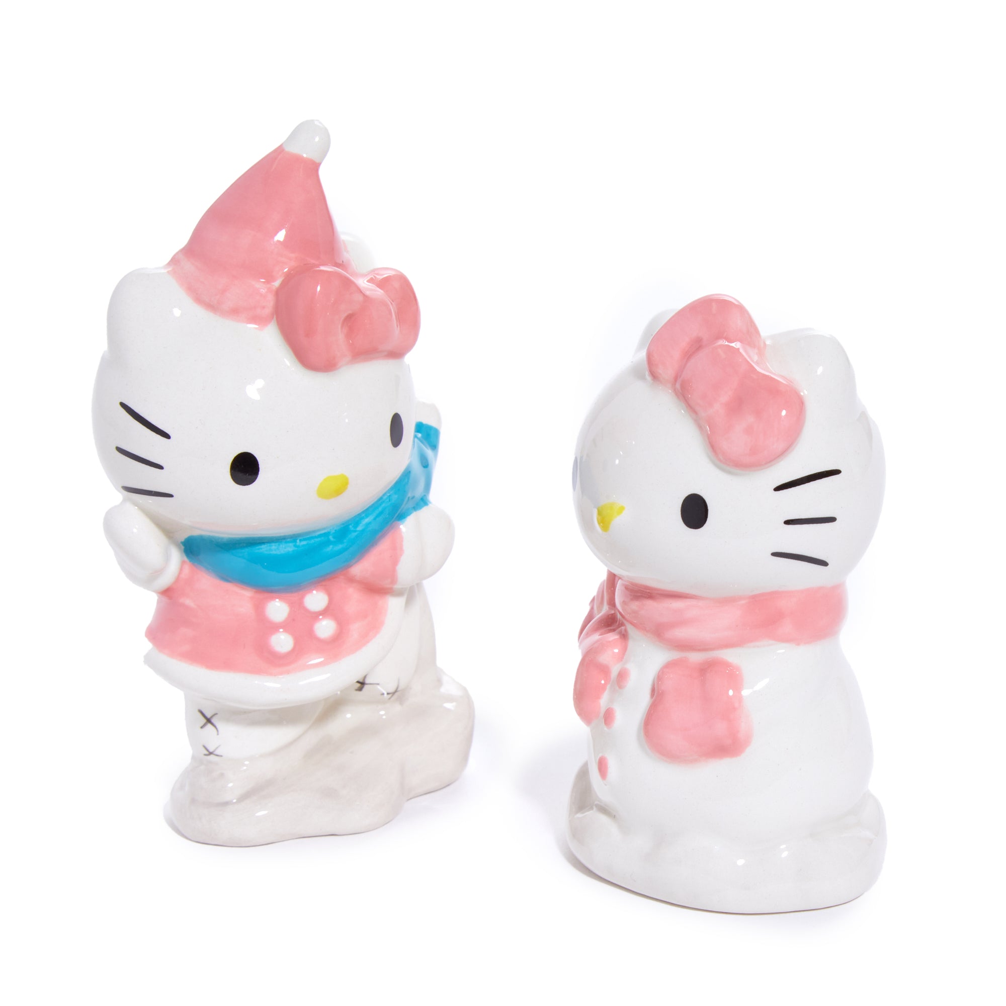 Hello Kitty Ceramic Holiday Salt & Pepper Set (Snow Play) - Image 4