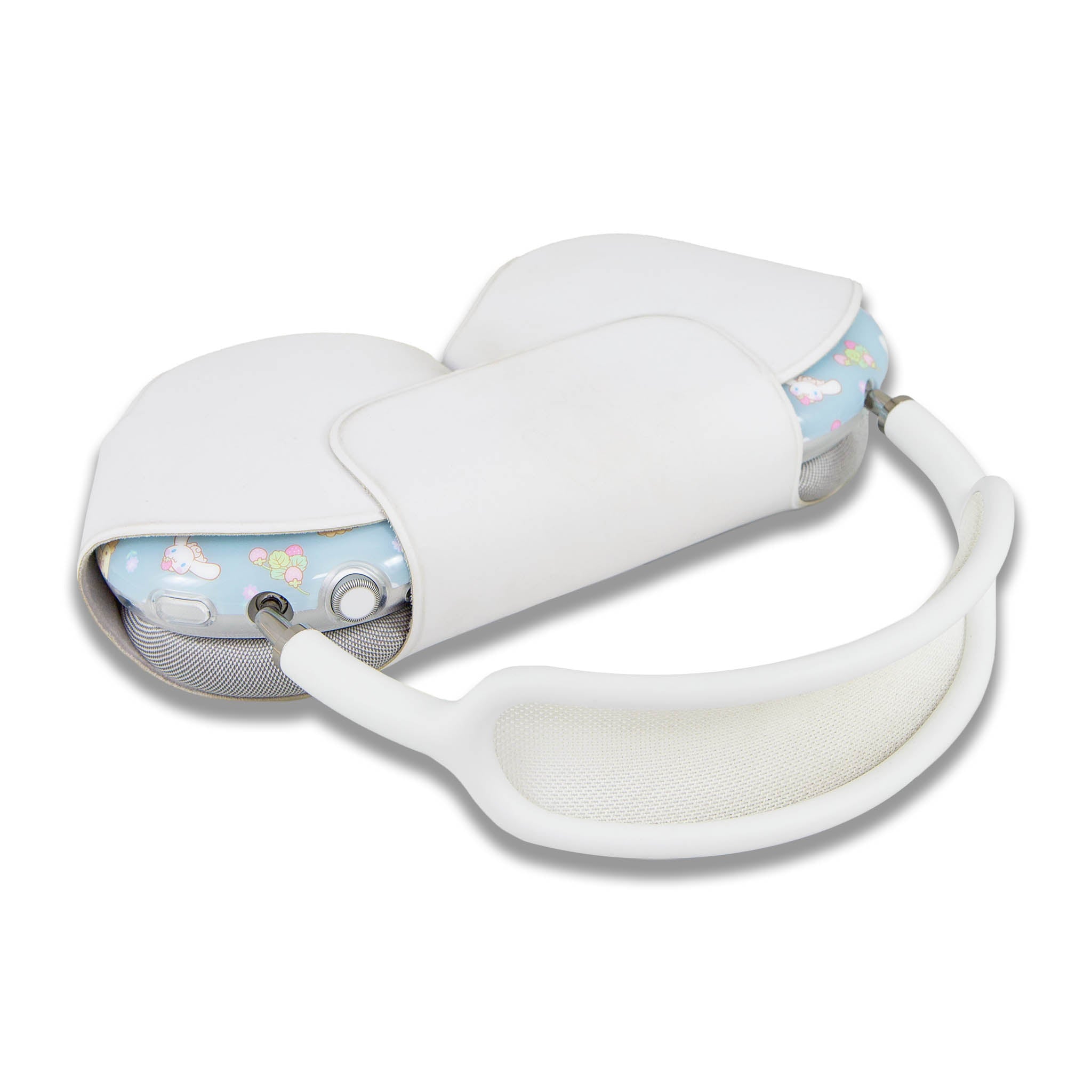 Cinnamoroll and Friends x Sonix Clouds AirPods Max Cover - Image 3
