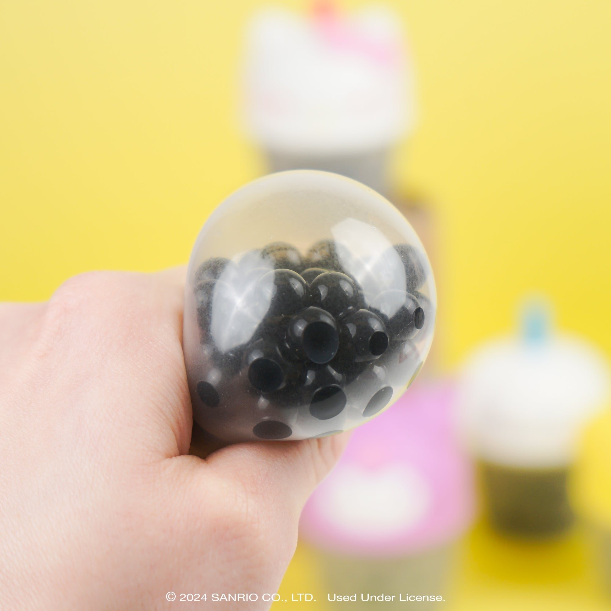 Hello Kitty and Friends Boba Tea Capsule SquiSHU (Series 1) - Image 4