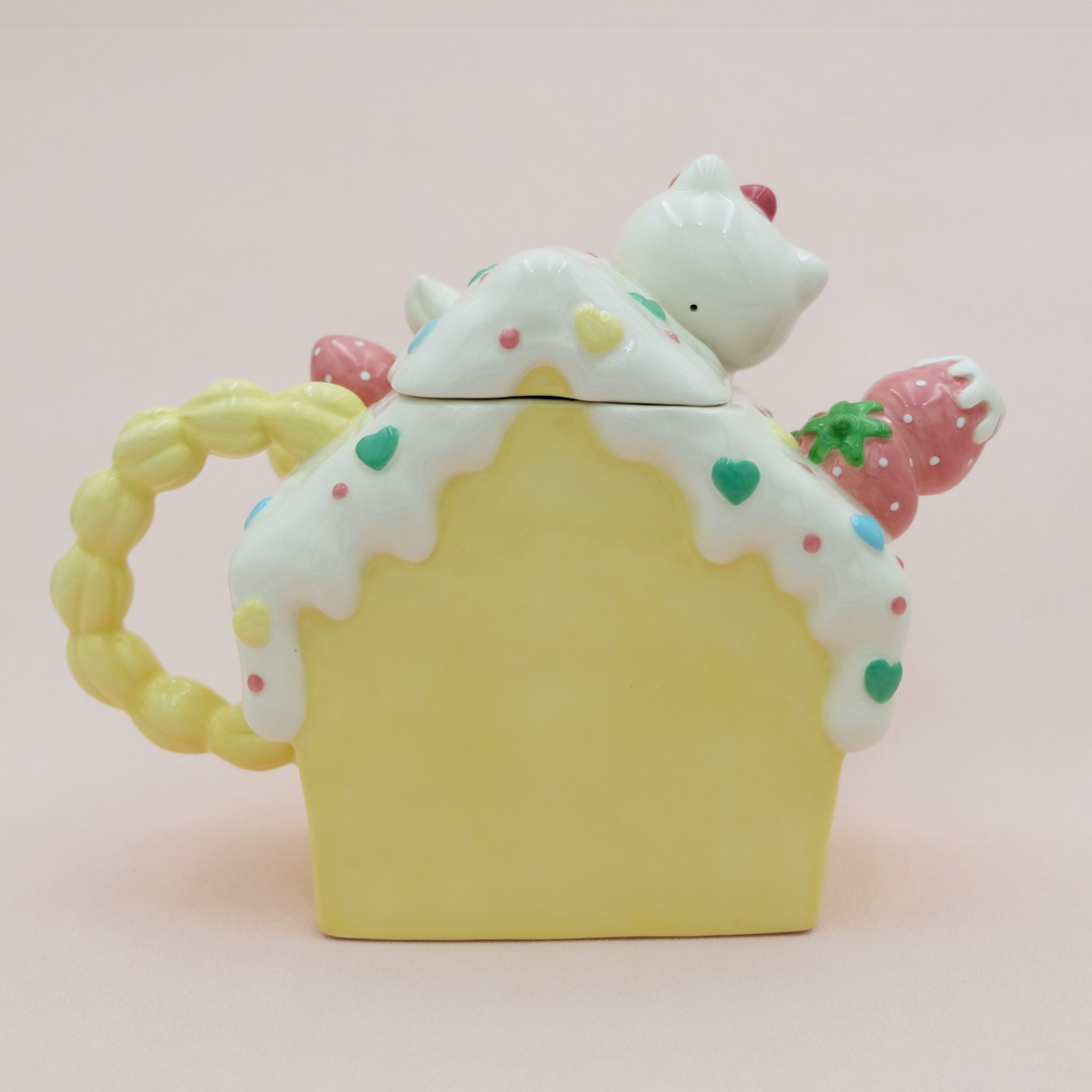 Hello Kitty and Friends Strawberry House Ceramic Teapot - Image 3