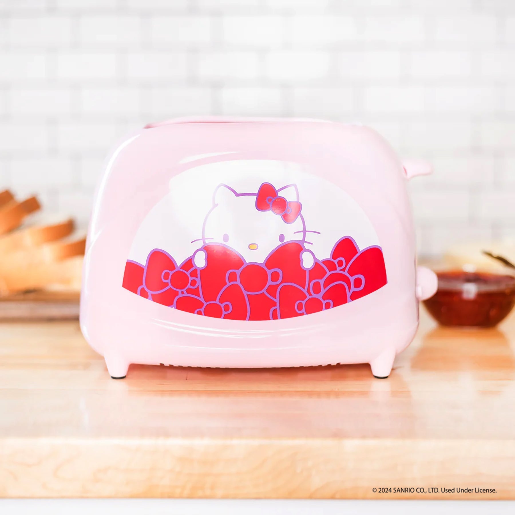 Hello Kitty Two-Slice Toaster (Pink) - Image 3