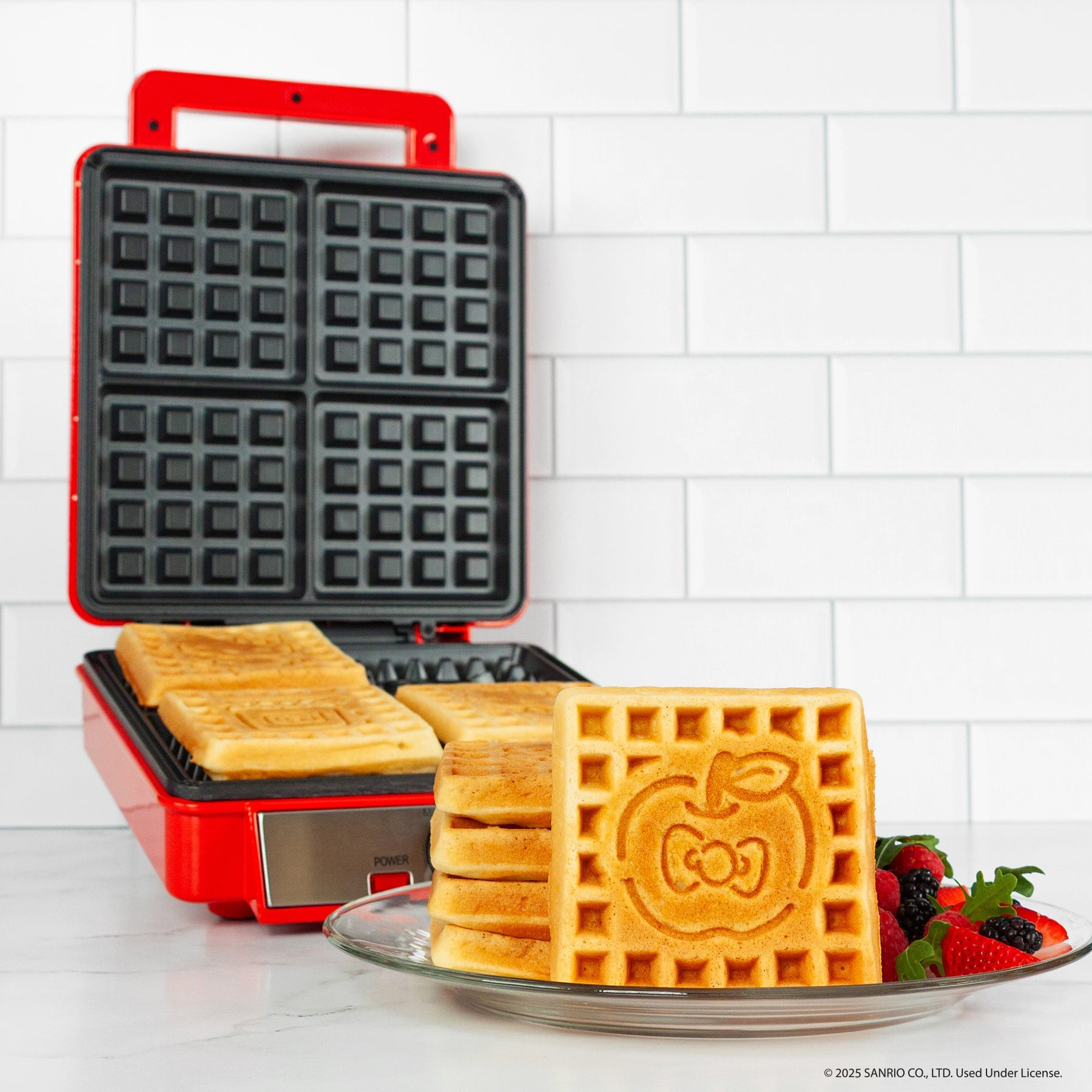 Hello Kitty Deluxe Waffle Maker (Red) - Image 12