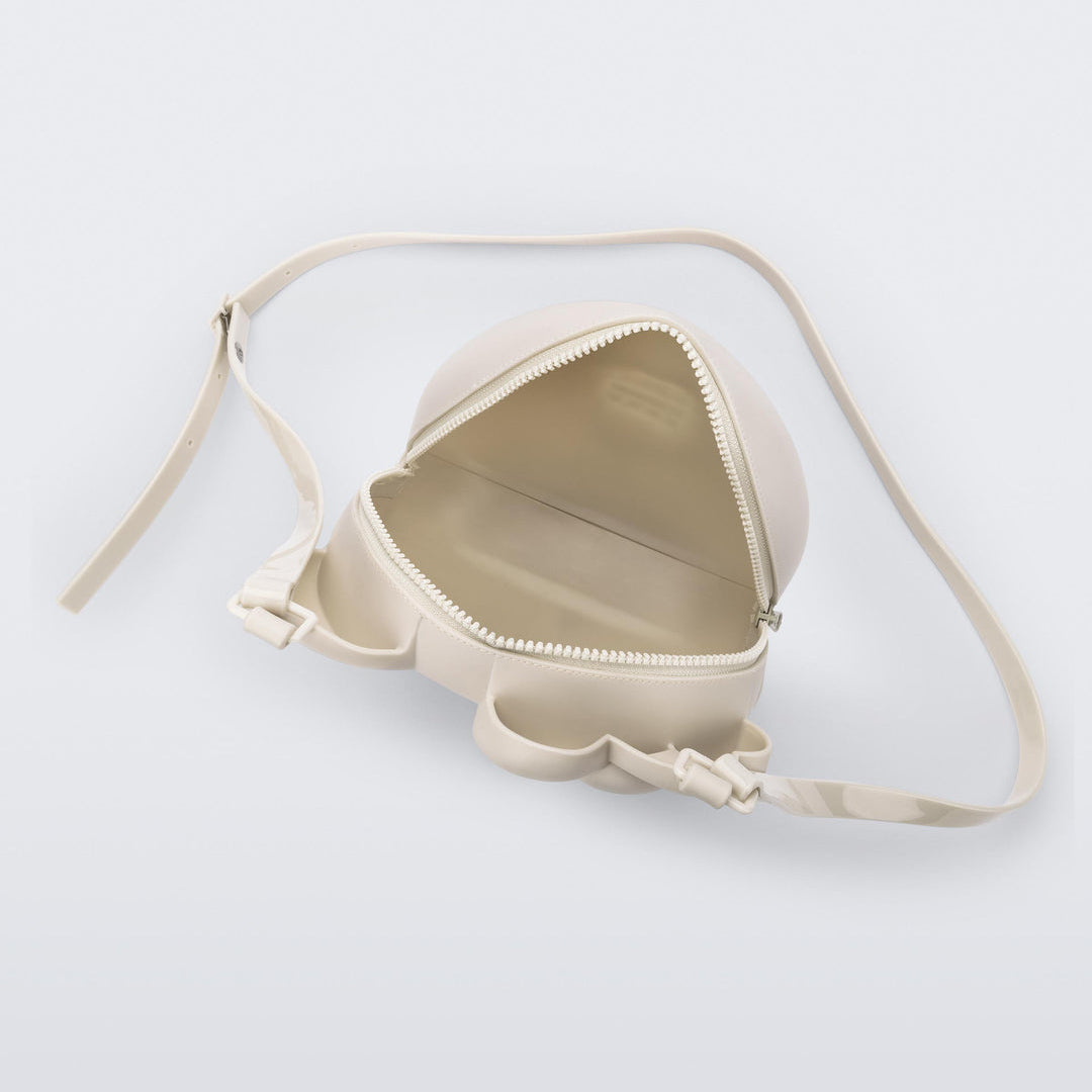 Hello Kitty x Melissa 3D Figural Shoulder Cute Bag (Beige) - Image 3