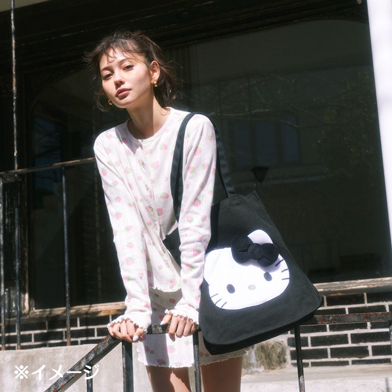 Hello Kitty Black Tote Bag (I Love Hello Kitty Series) - Image 2